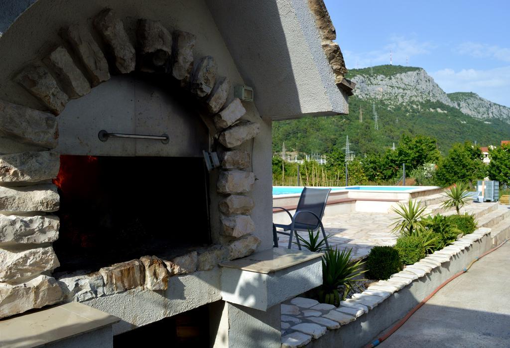 Villa Bubalo Omis Exterior photo